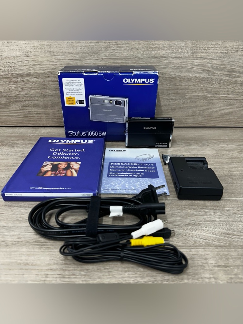 Olympus Stylus 1050SW 10.1MP Digital Camera Black Box Charger & Battery-Tested